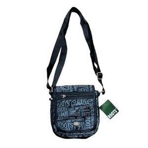 Roots Canada Messenger Crossbody Bag Black & Gray Nylon Establish 1973 Small NWT